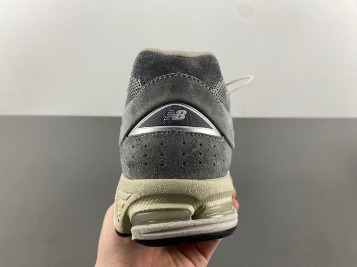 New Balance 2002R Shadow Grey M2002RANM