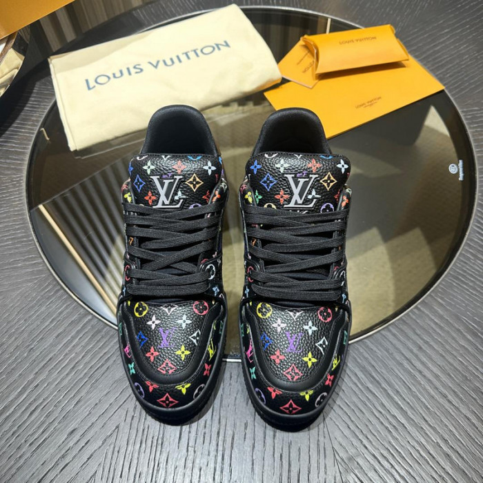 LOU1VTON SNEAKER