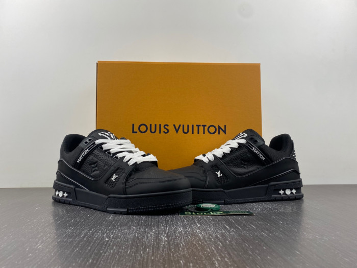 lou1vton trainer