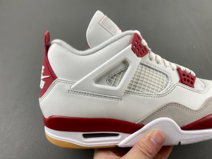 Jordan 4 Retro SB Varsity Red DR5415-106