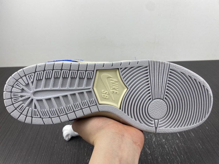 fly streetwear x nike sb dunk low dq5130-400