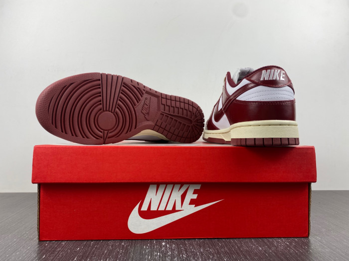 nike dunk low vintage "team red" fj4555-100