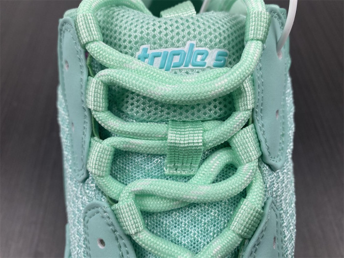 blc* triple s trainer