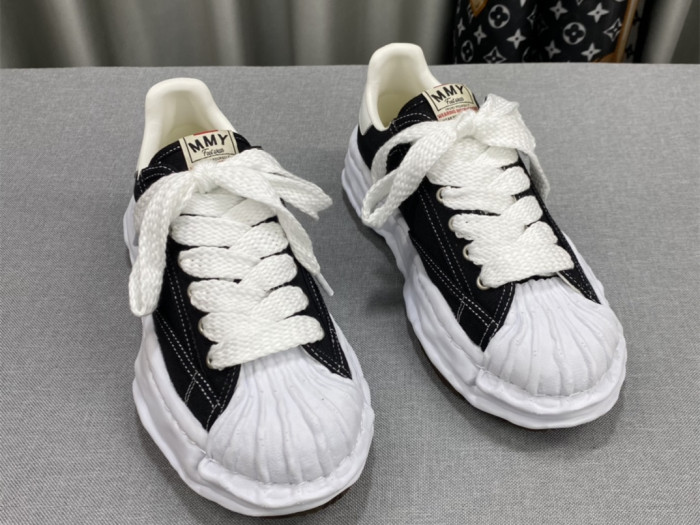 Ma*s*n mihara yasuhiro low-top sneakers mmy-029