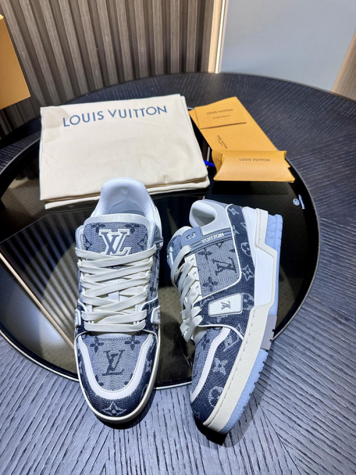 LOU1VTON SNEAKER