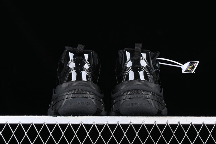 blc* triple s trainer