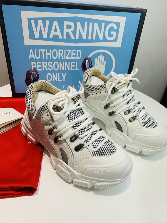 G*u*i1 journey flashtrek jewel crystal low boot