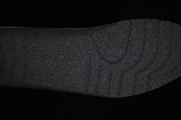 blc* triple s trainer