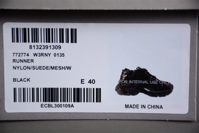 blcg runner sneaker (all black)