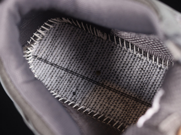 blc* triple s trainer