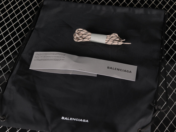 blc* triple s trainer