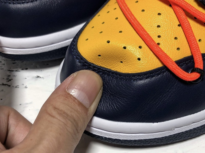 off white nike dunk low university gold midnight navy ct0856-700