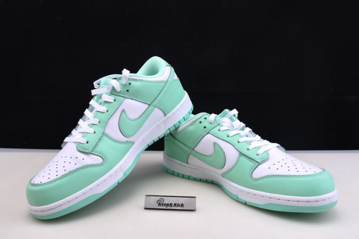 nike dunk low green glow dd1503-105